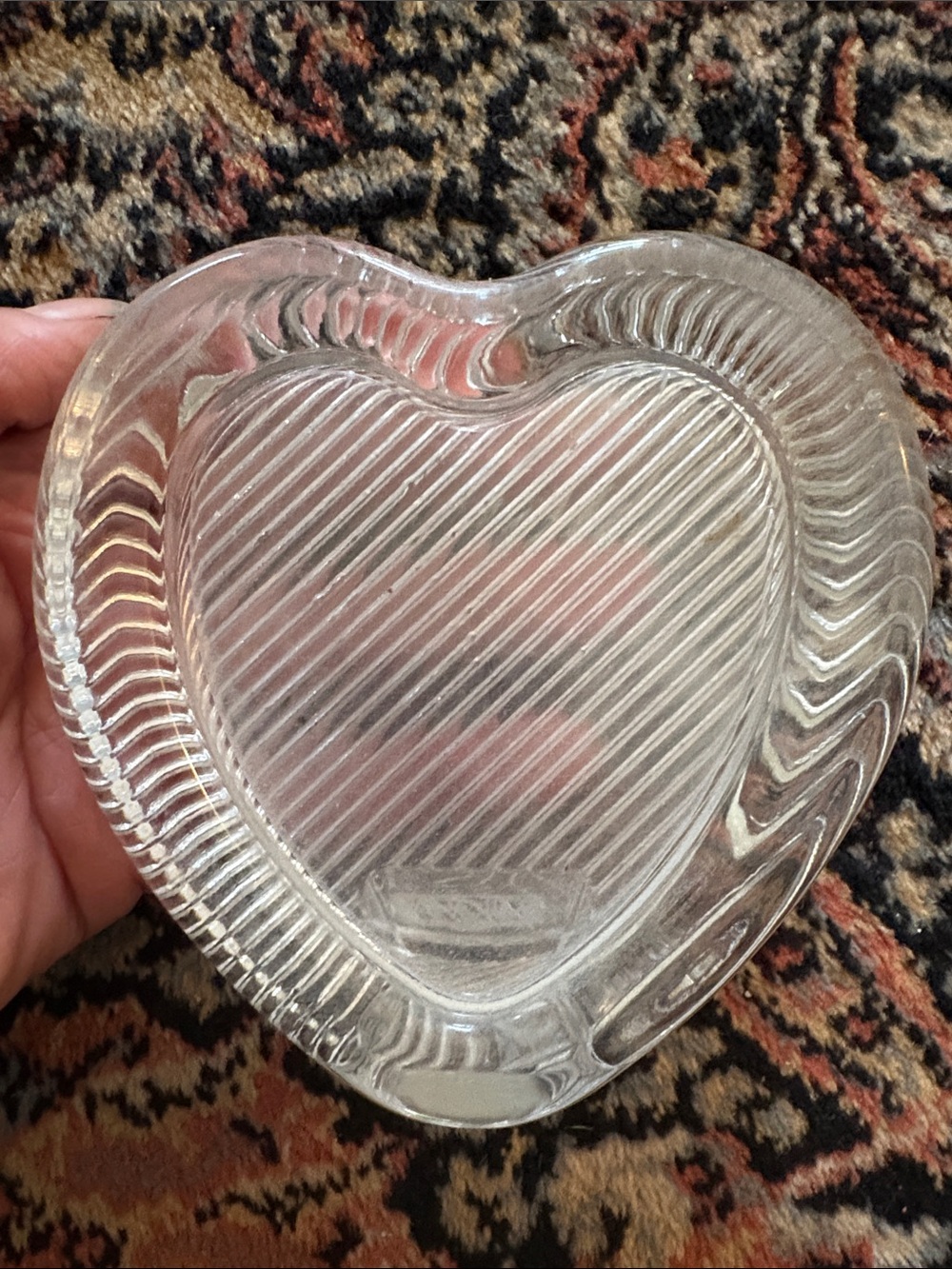 Mikasa Clear Glass Heart-Shaped Decorative Heavy Crystal Frame - Picture 2 of 5